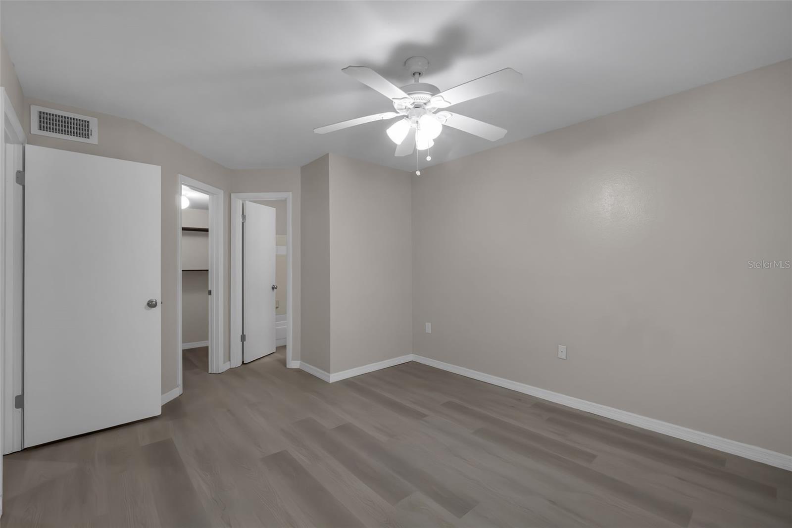 3016 Parkway Blvd #206 Property Photo 19