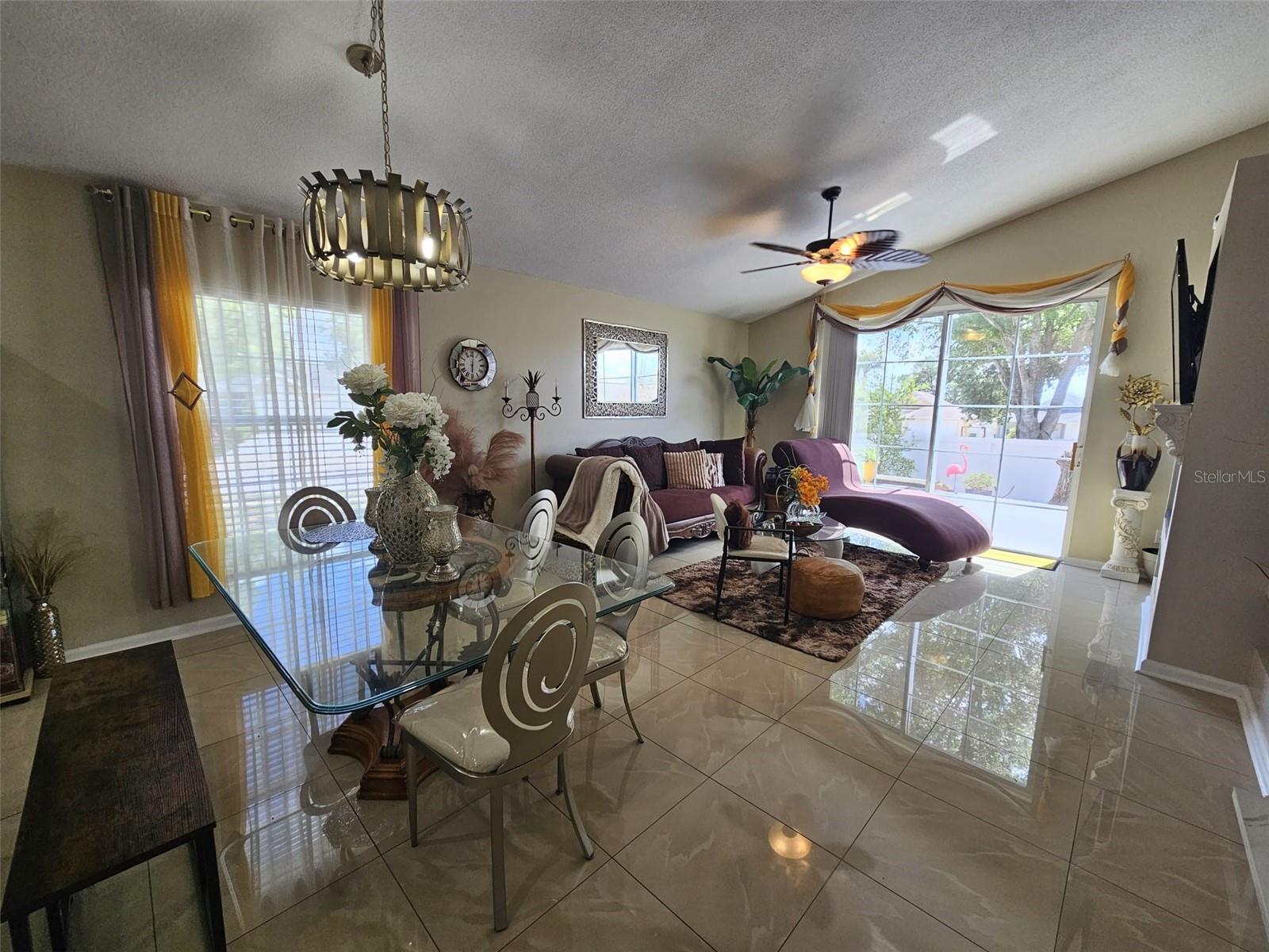 15601 Autumn Glen Ave Property Photo 9