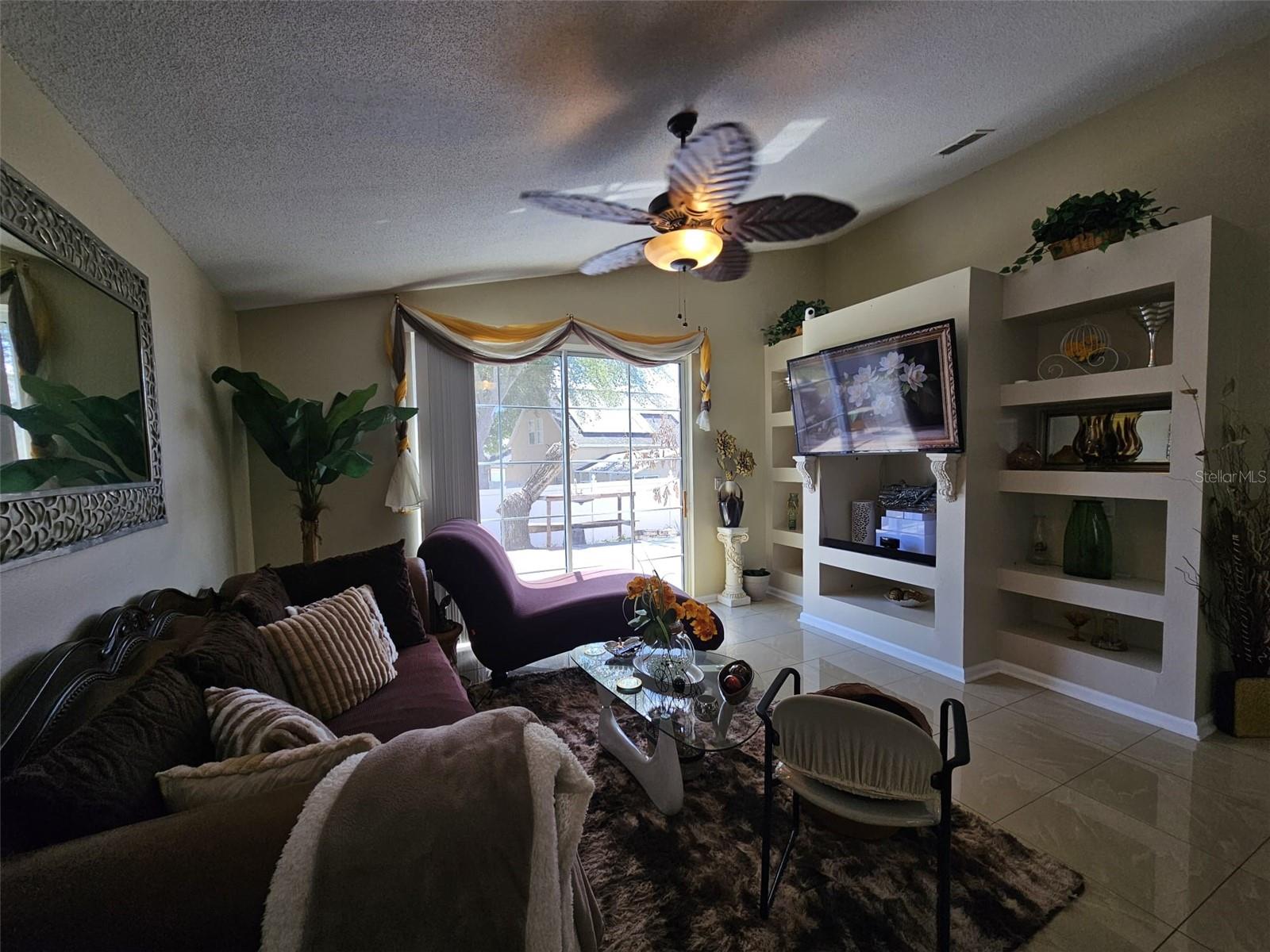 15601 Autumn Glen Ave Property Photo 11