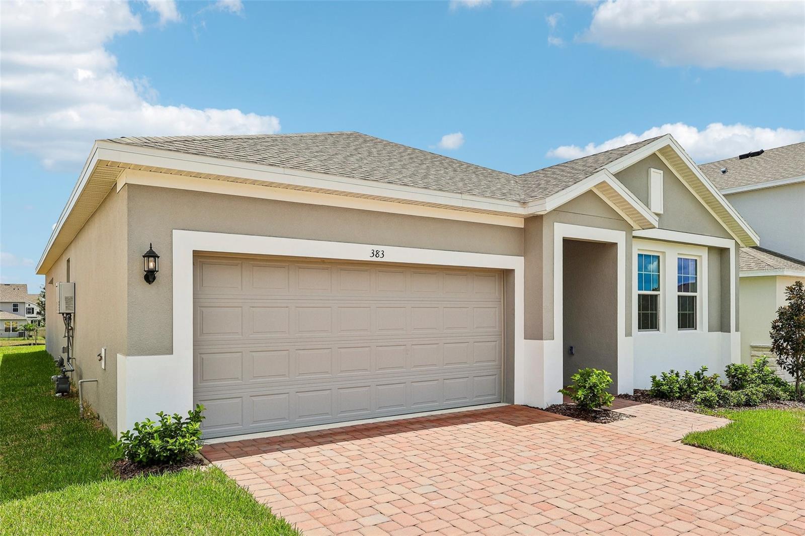383 Lemongrass Rd Property Photo