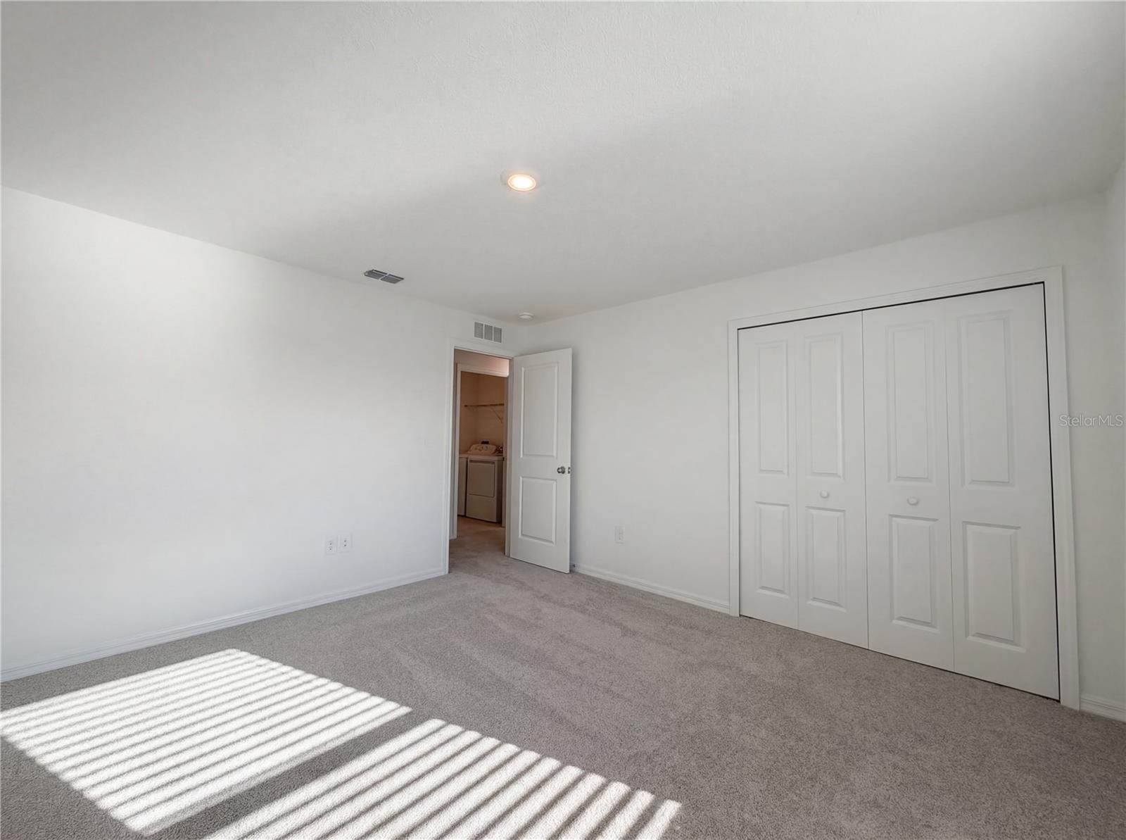9443 Gulf Shore Ter Property Photo 4