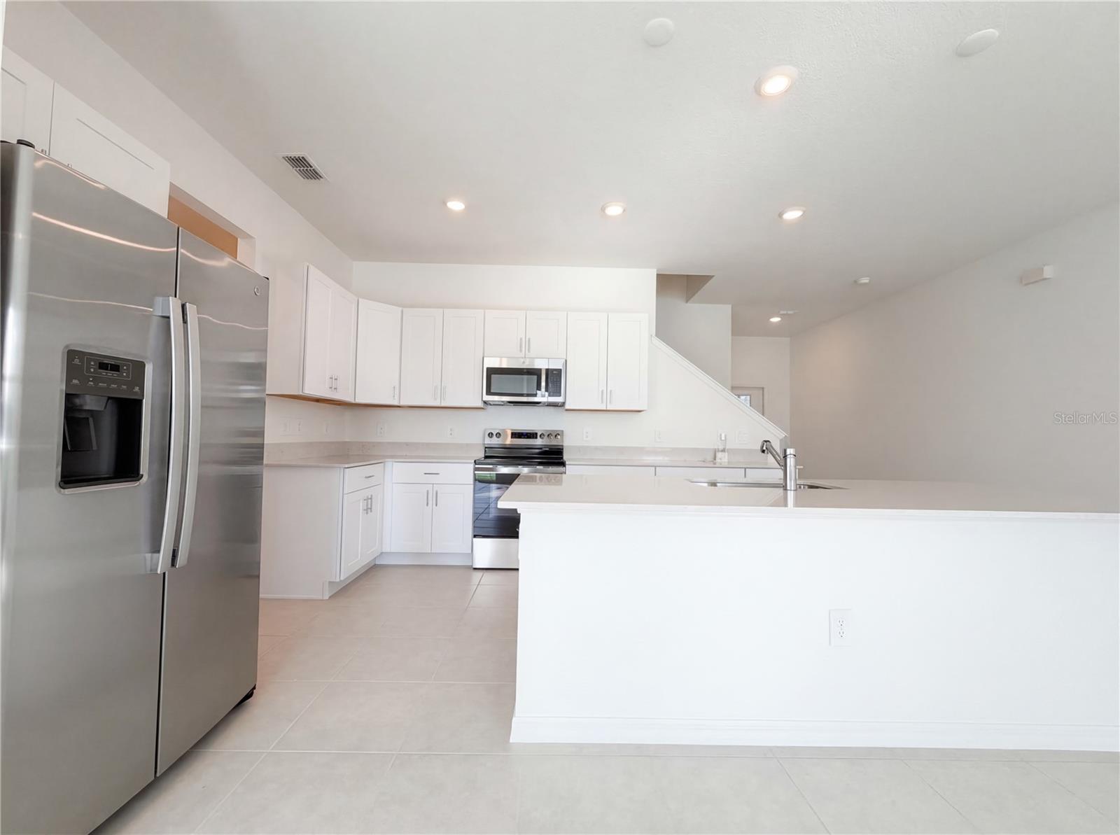 9443 Gulf Shore Ter Property Photo 11
