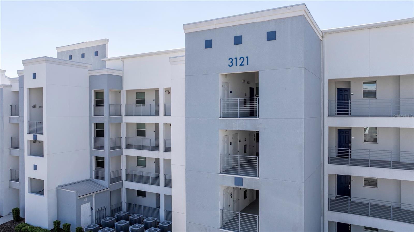 O6392201 Property Photo 1