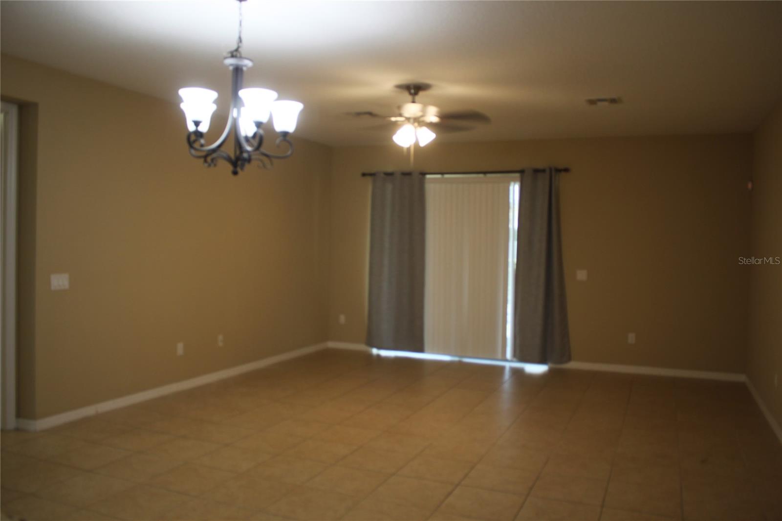 13231 Overstreet Rd Property Photo 5