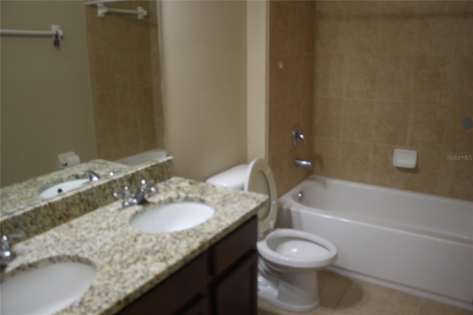 13231 Overstreet Rd Property Photo 13