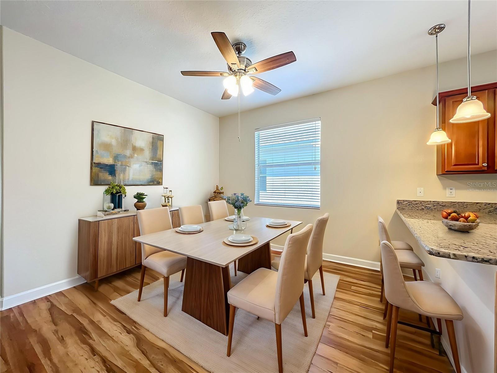 4052 Serena Ln Property Photo 4