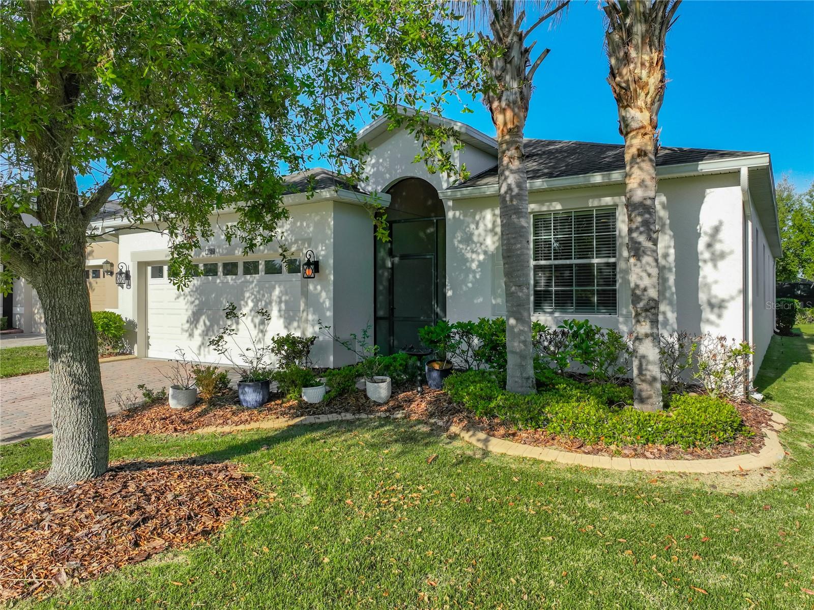 4052 Serena Ln Property Photo 5