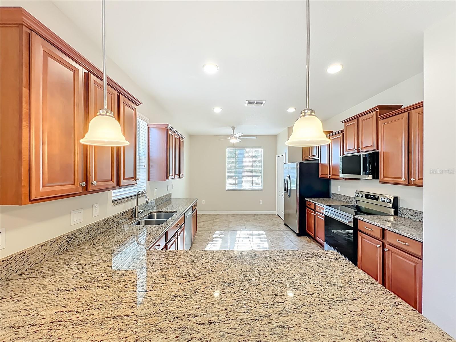 4052 Serena Ln Property Photo 15