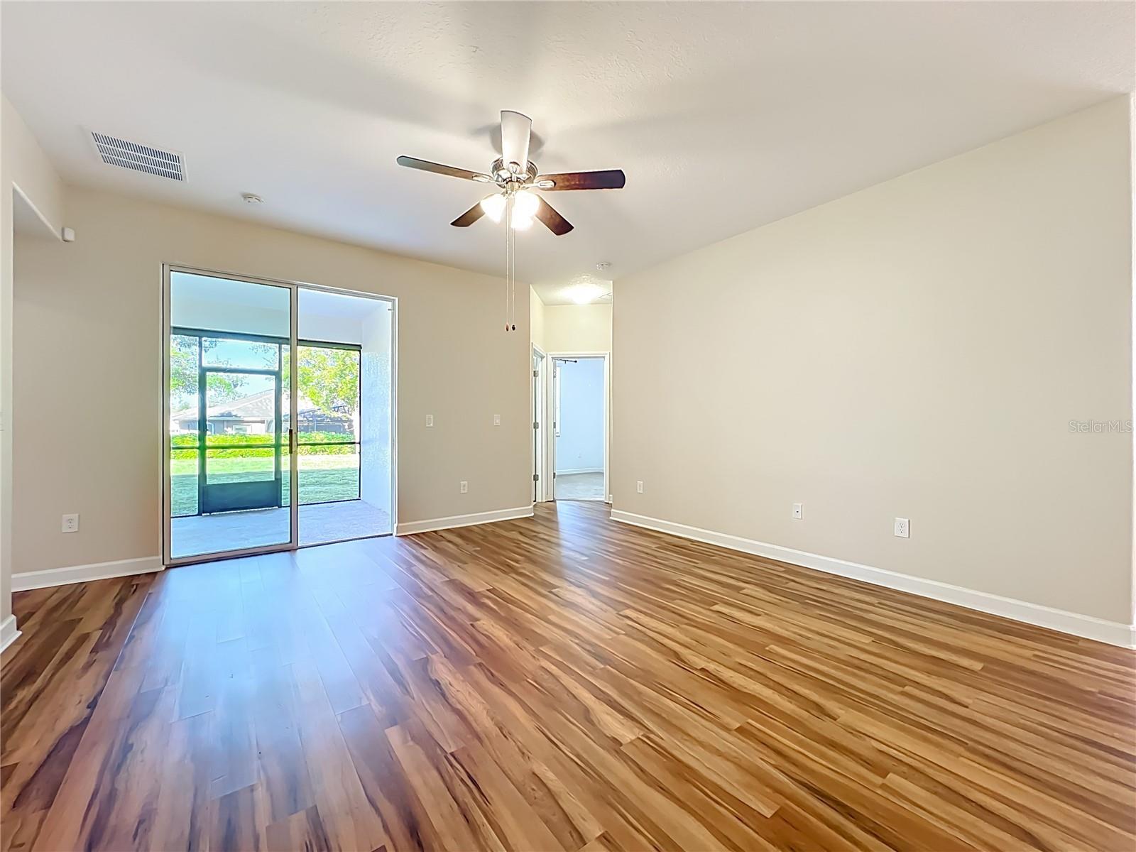 4052 Serena Ln Property Photo 24