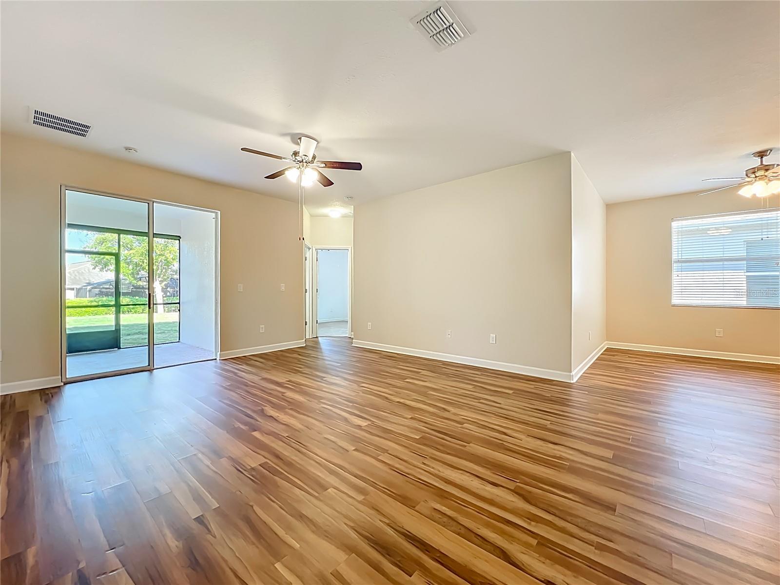 4052 Serena Ln Property Photo 25