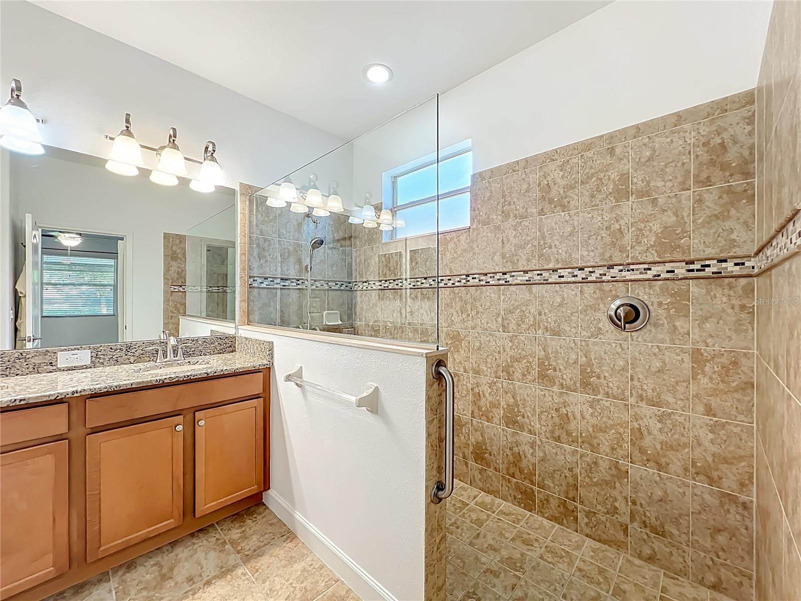 4052 Serena Ln Property Photo 37