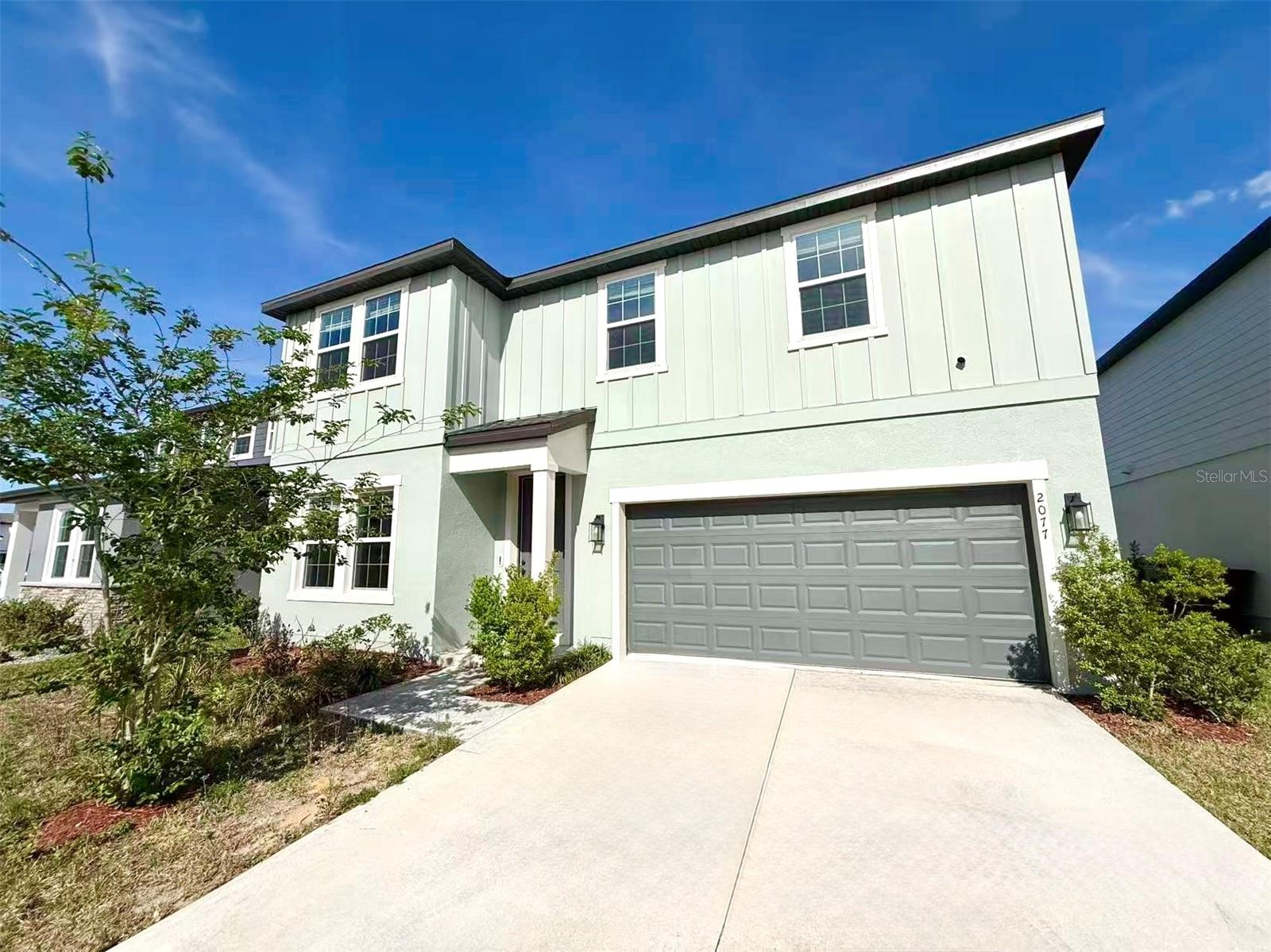 2077 DERWENT DR Property Photo 1