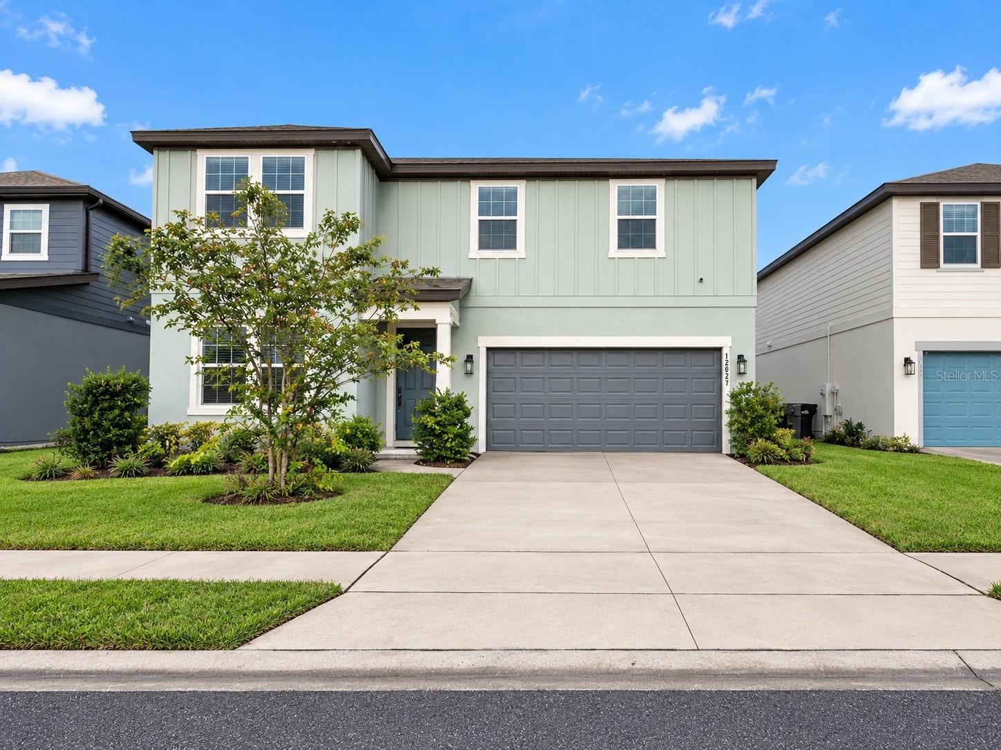 2077 DERWENT DR Property Photo 1