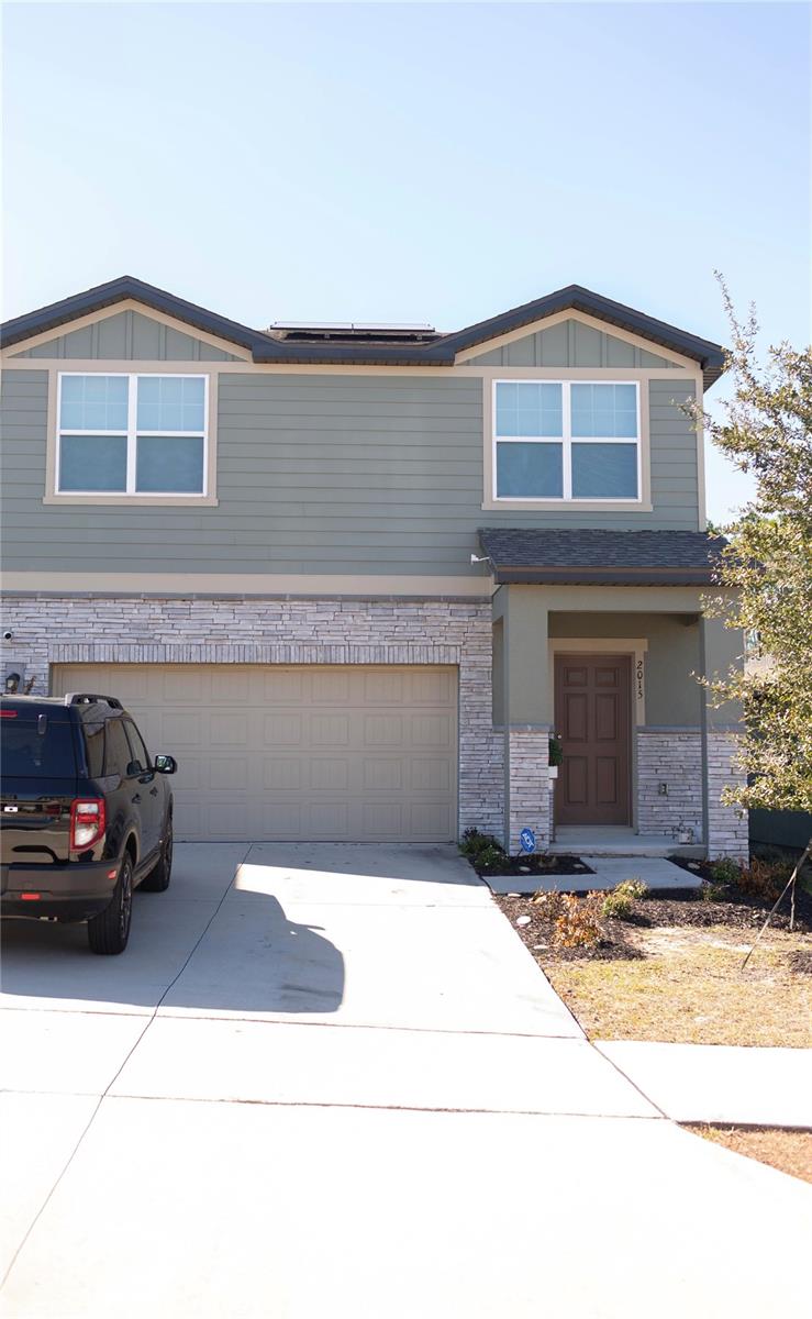 2015 HEMINGWAY CIR Property Photo 1