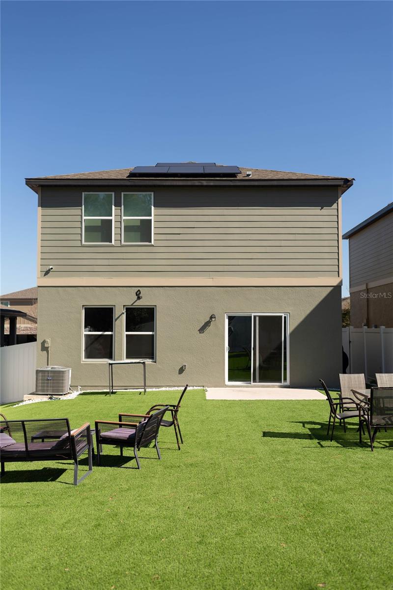 2015 Hemingway Cir Property Photo 3