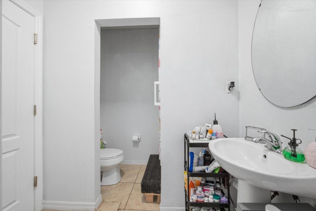 231 Haines Blvd Property Photo 23
