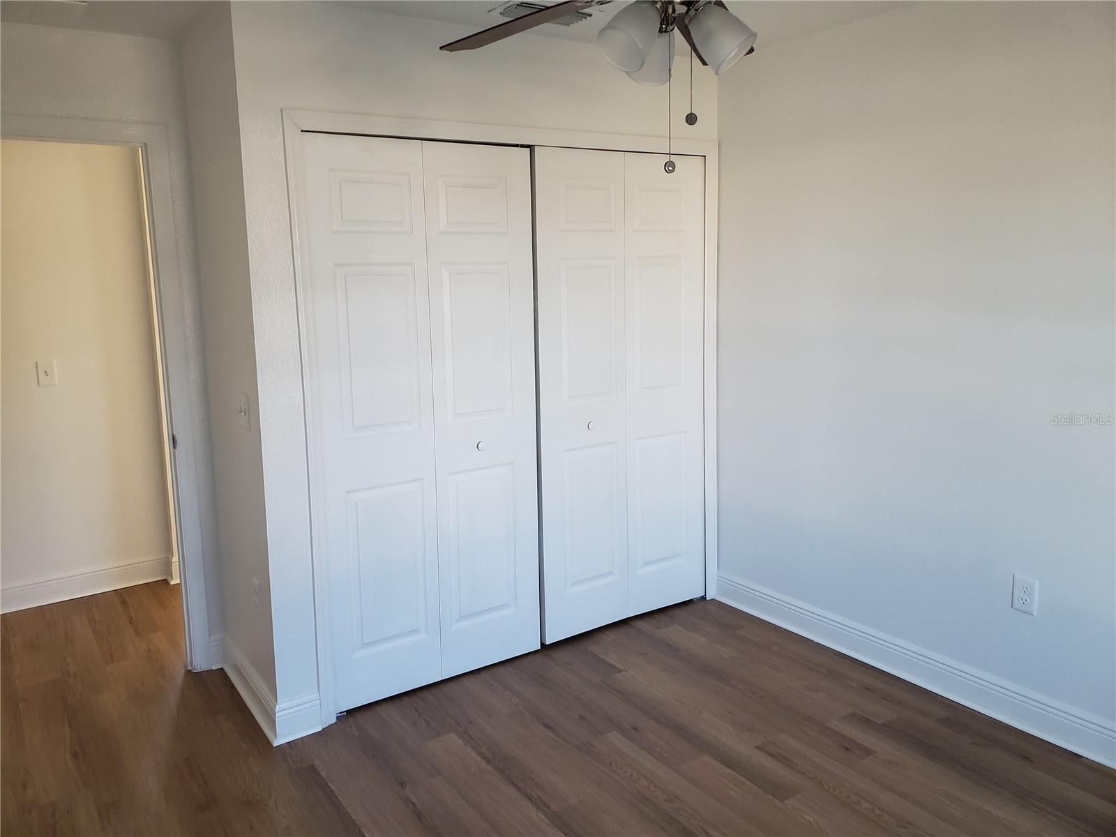 100 Sweet Pea Ct Property Photo 5