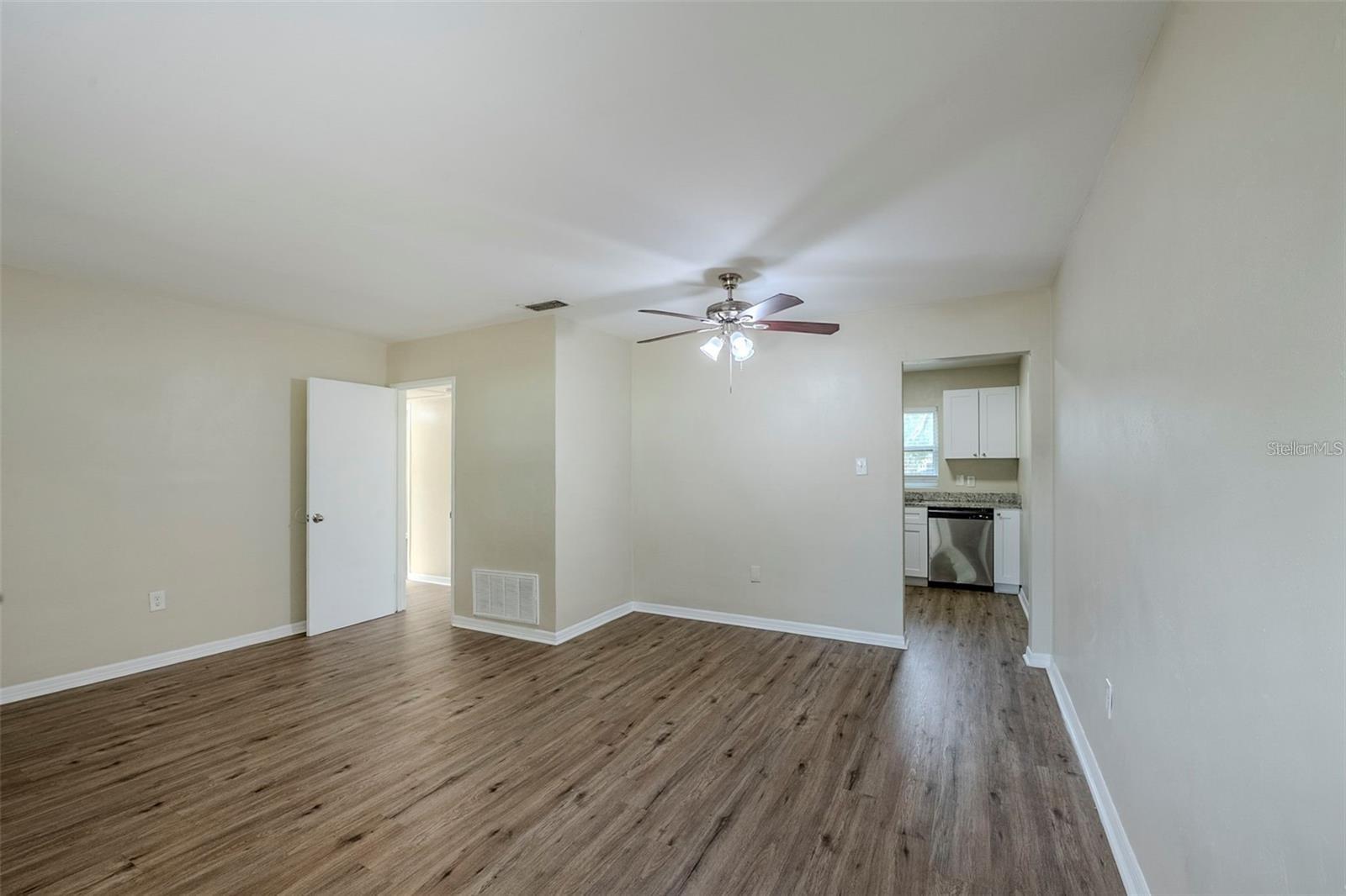 5214 Montague Place Property Photo 6