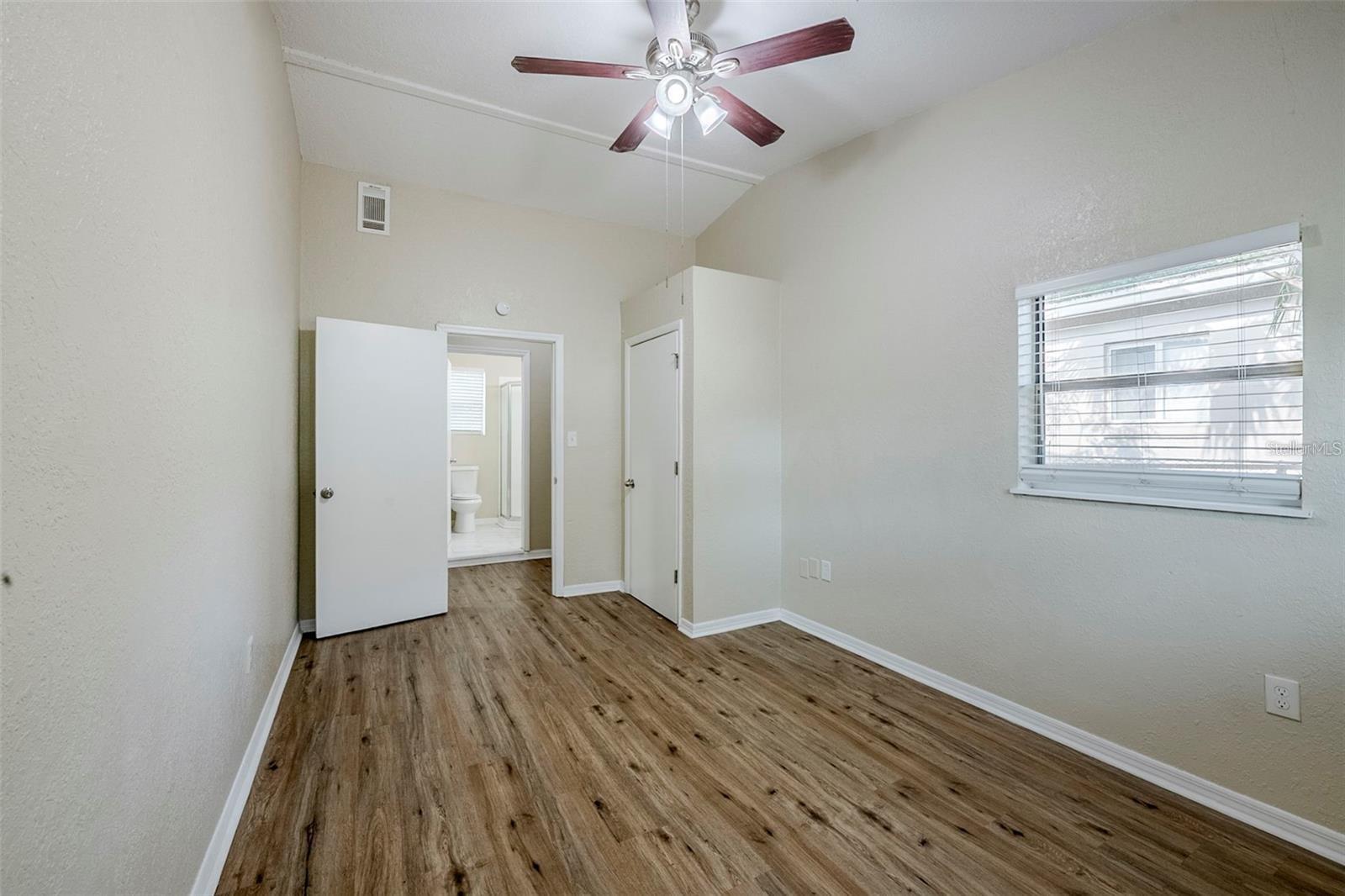 5214 Montague Place Property Photo 11