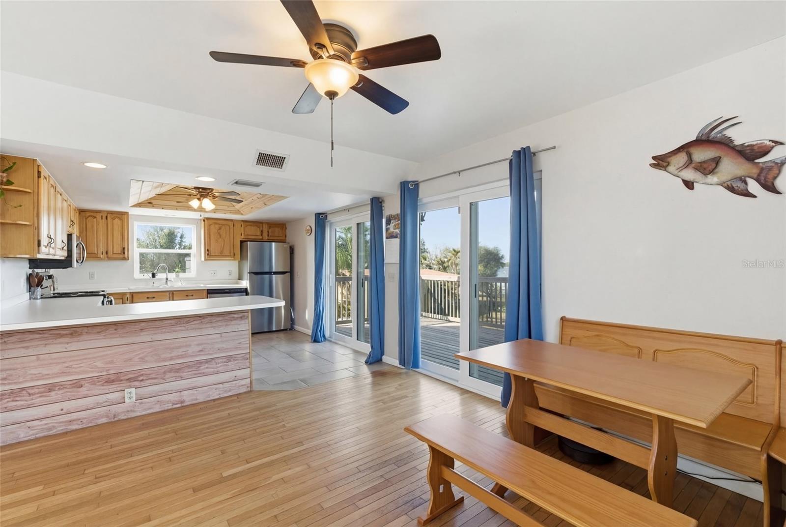 O6392569 Property Photo 11