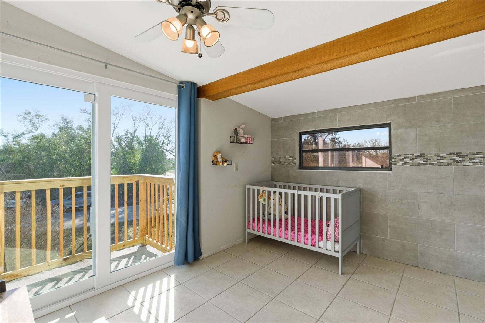 O6392569 Property Photo 28