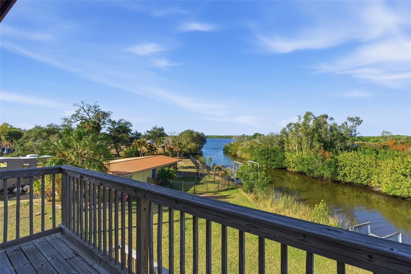 O6392569 Property Photo 53