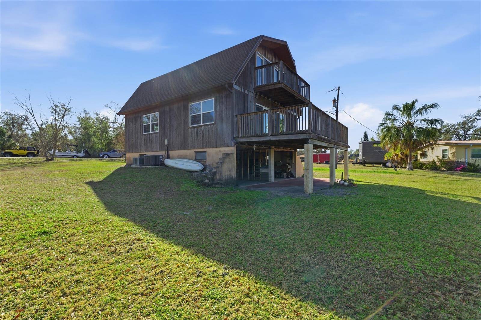 O6392569 Property Photo 64