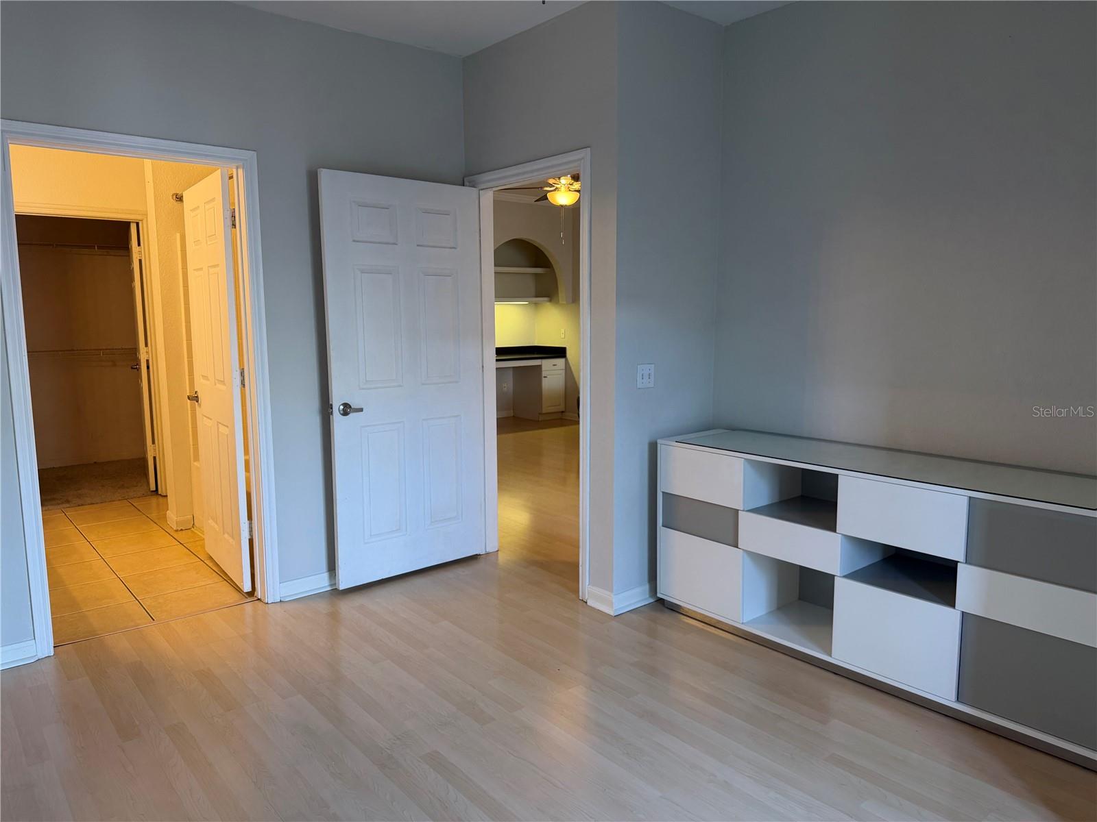 860 N Orange Ave #301 Property Photo 22