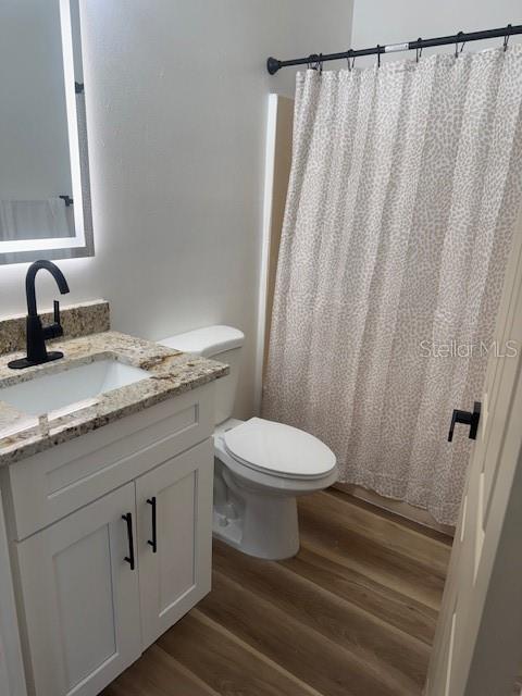 420 Albatross Ct Property Photo 7