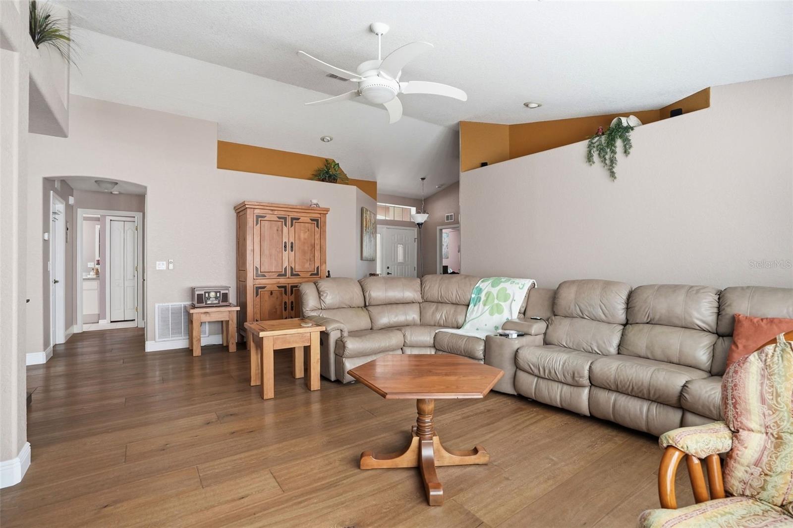 363 Royal Palm Way Property Photo 7