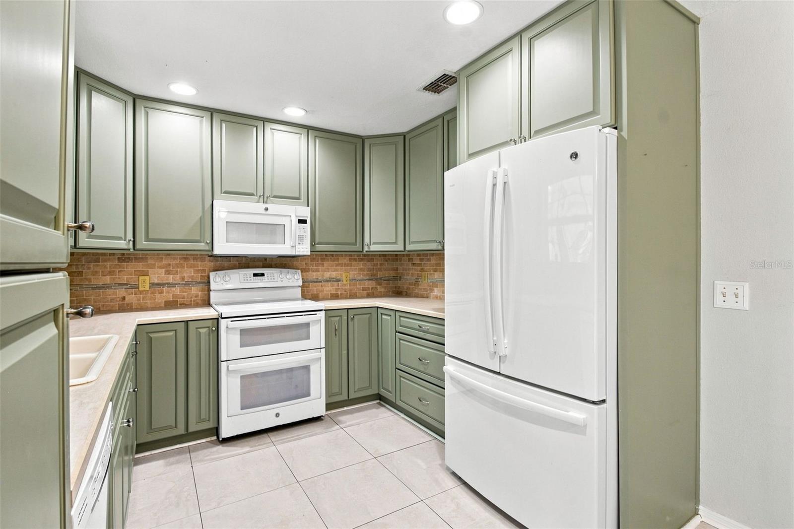 2720 Banyan Dr Property Photo 14