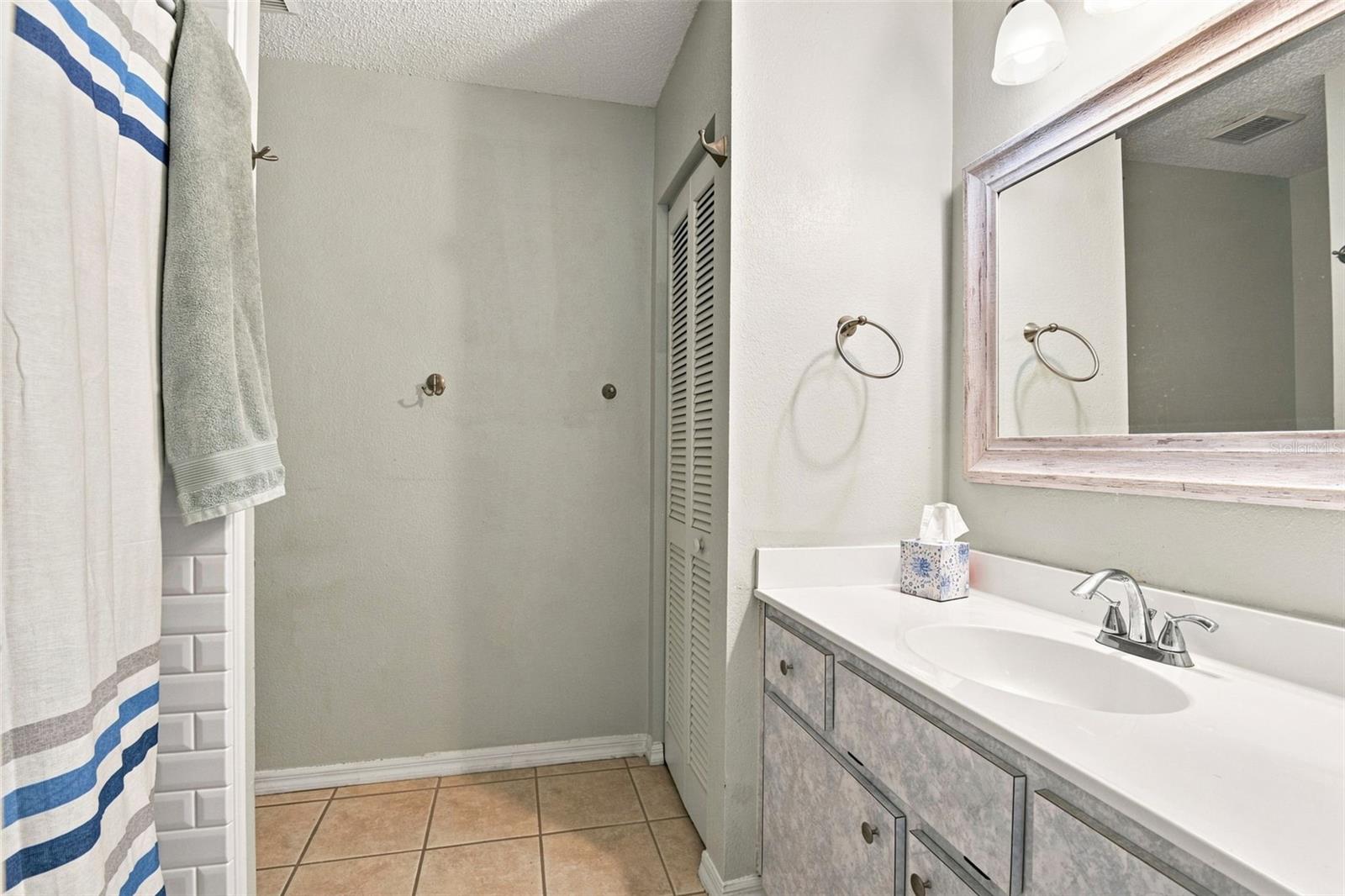 2720 Banyan Dr Property Photo 19