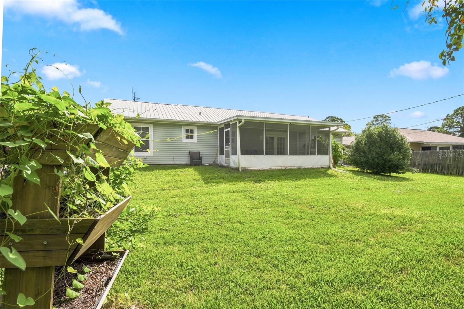 2720 Banyan Dr Property Photo 30