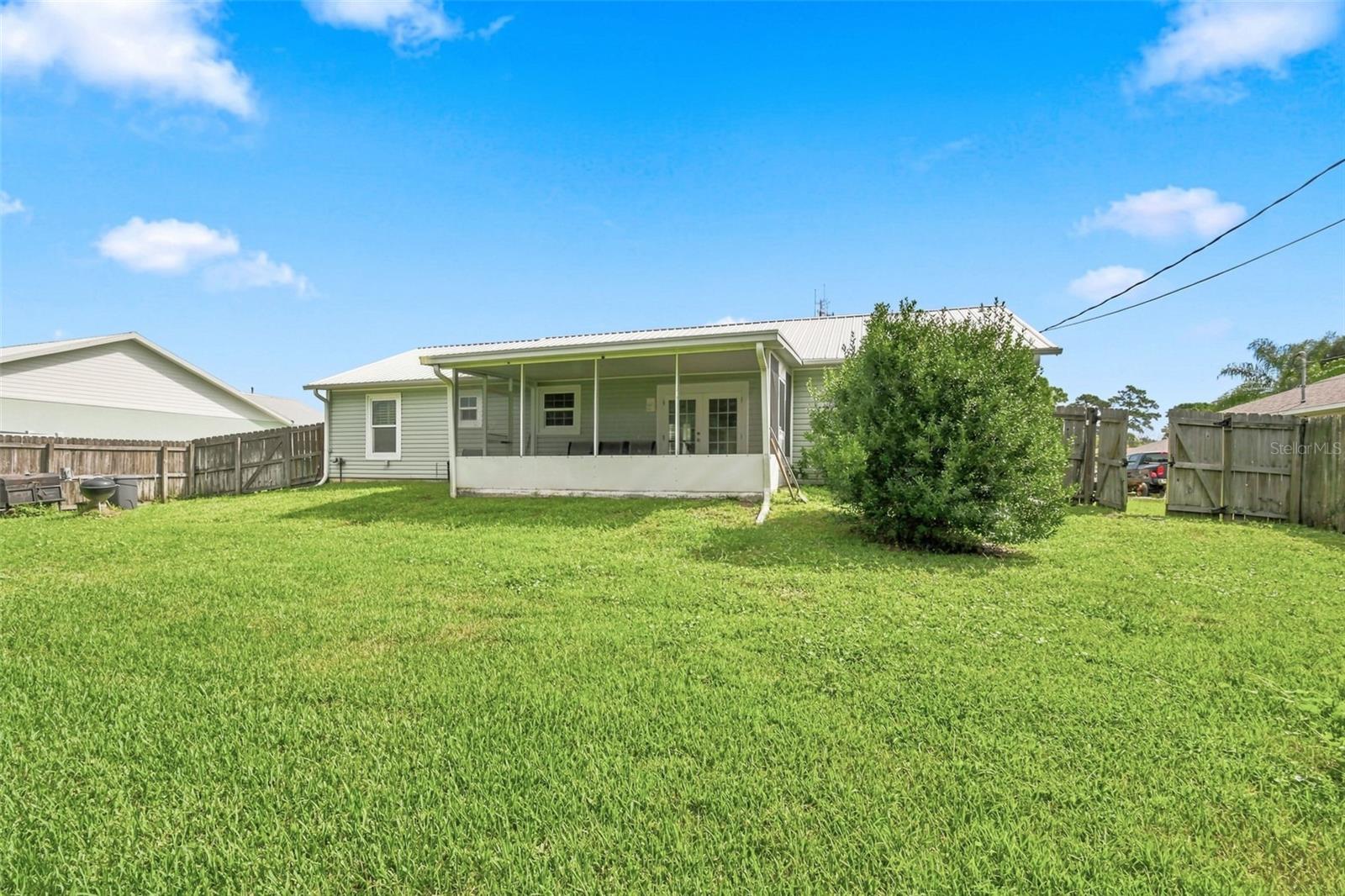 2720 Banyan Dr Property Photo 32