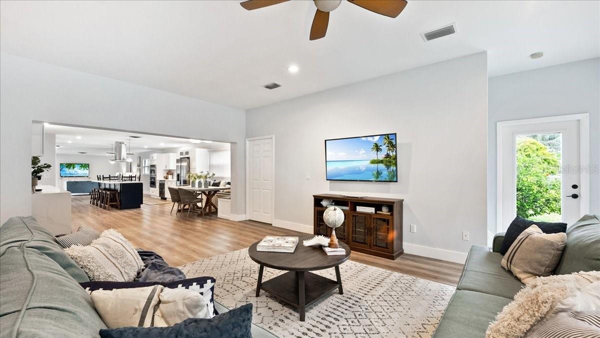 4 Sloop Dr Property Photo 8