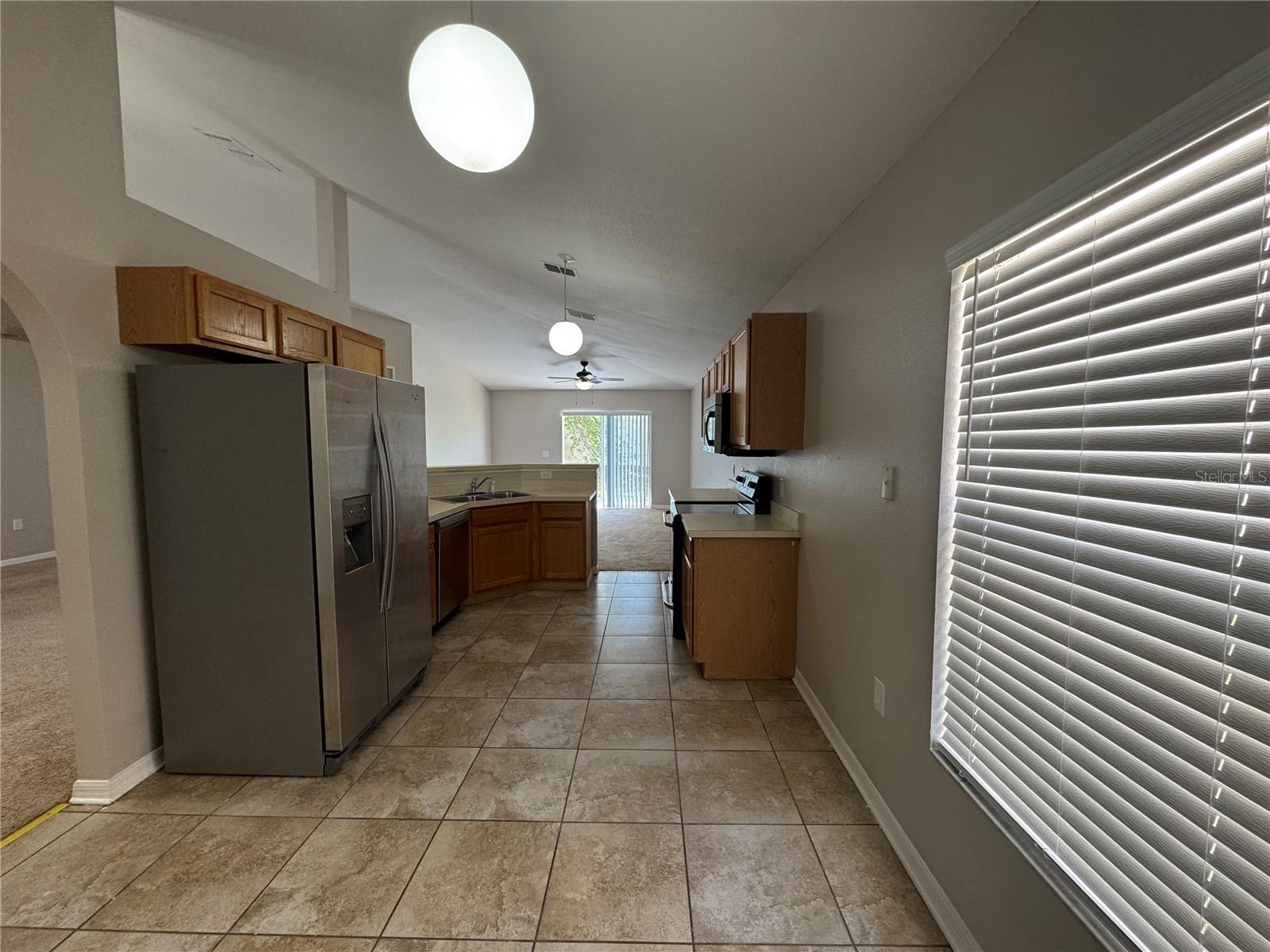 357 Squires Grove Dr Property Photo 4