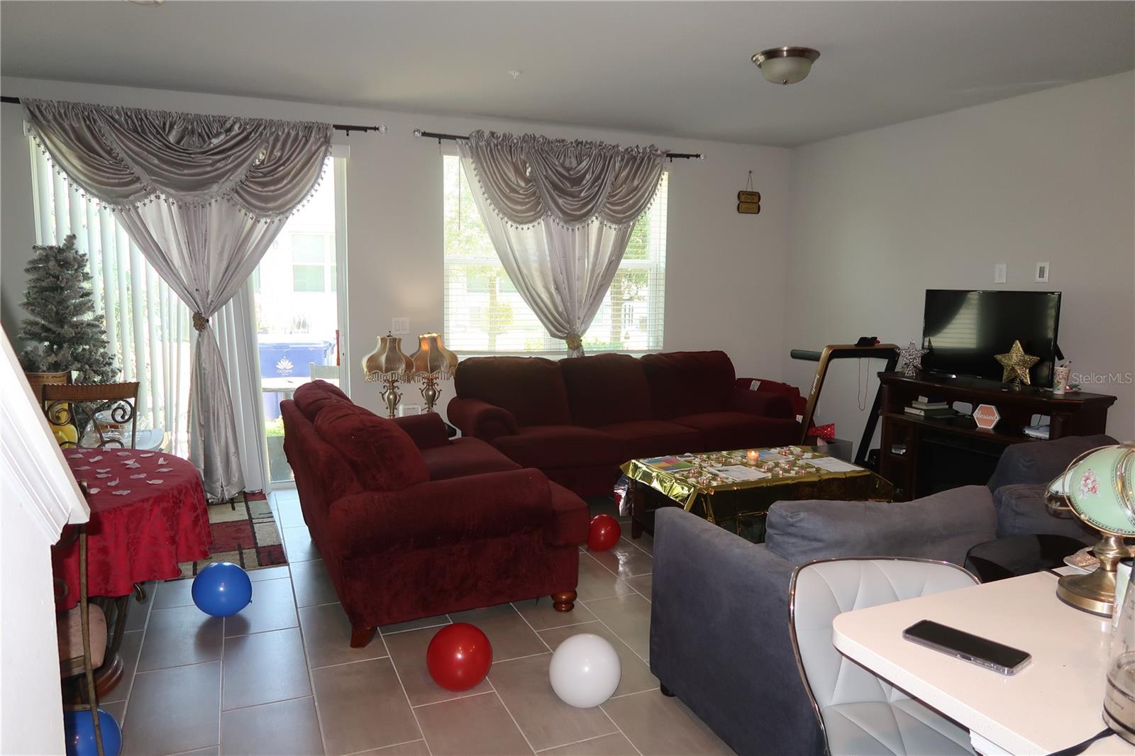 2063 Harebell Ln Property Photo 17