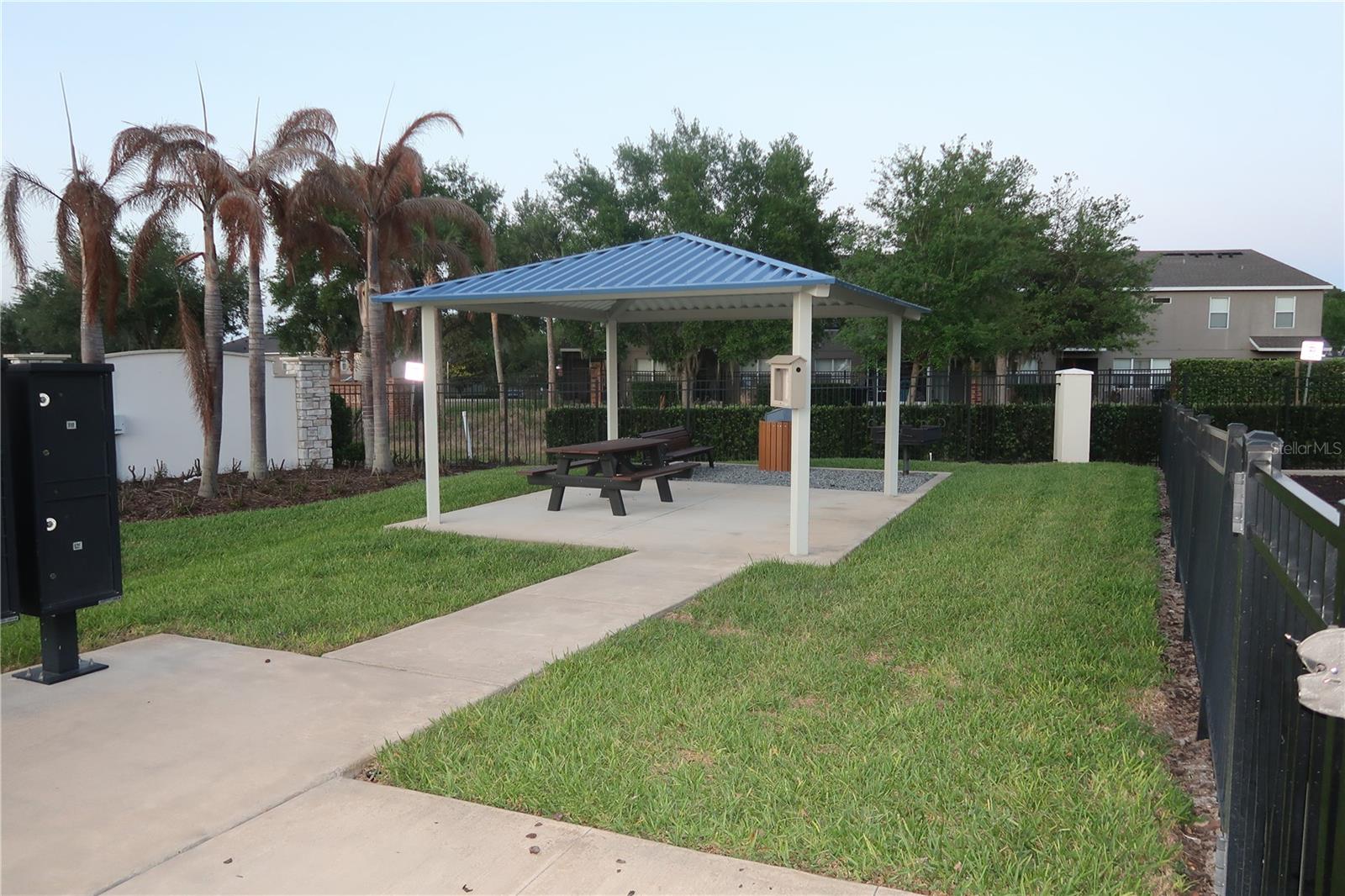 2063 Harebell Ln Property Photo 30