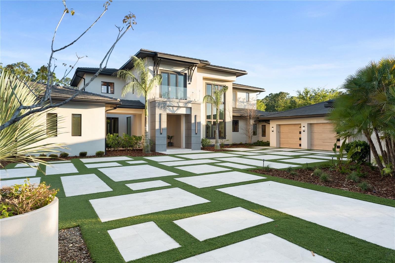 8506 Lake Nona Shore Dr Property Photo 2
