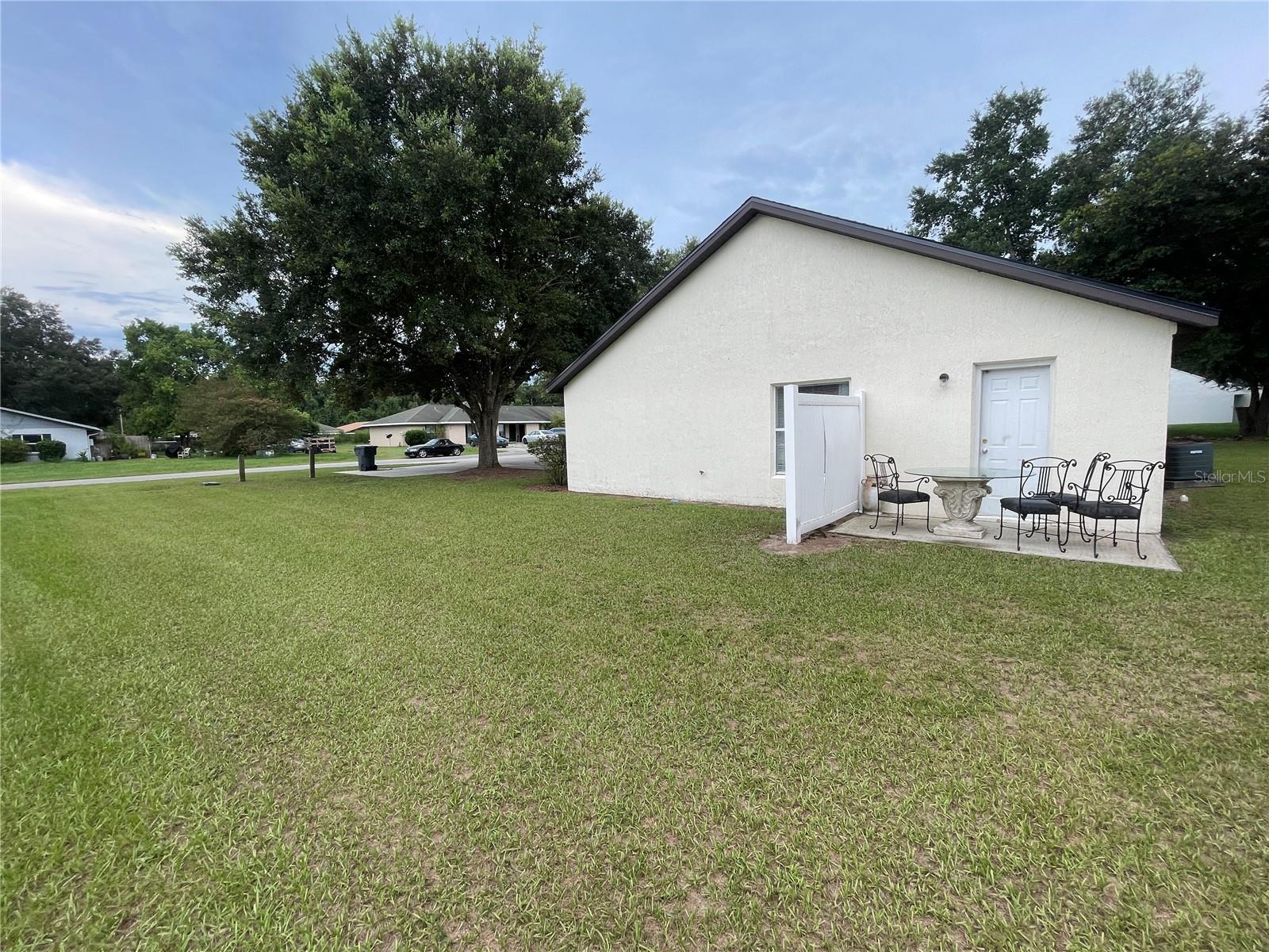 1783 108th Ln #a & B Property Photo 5