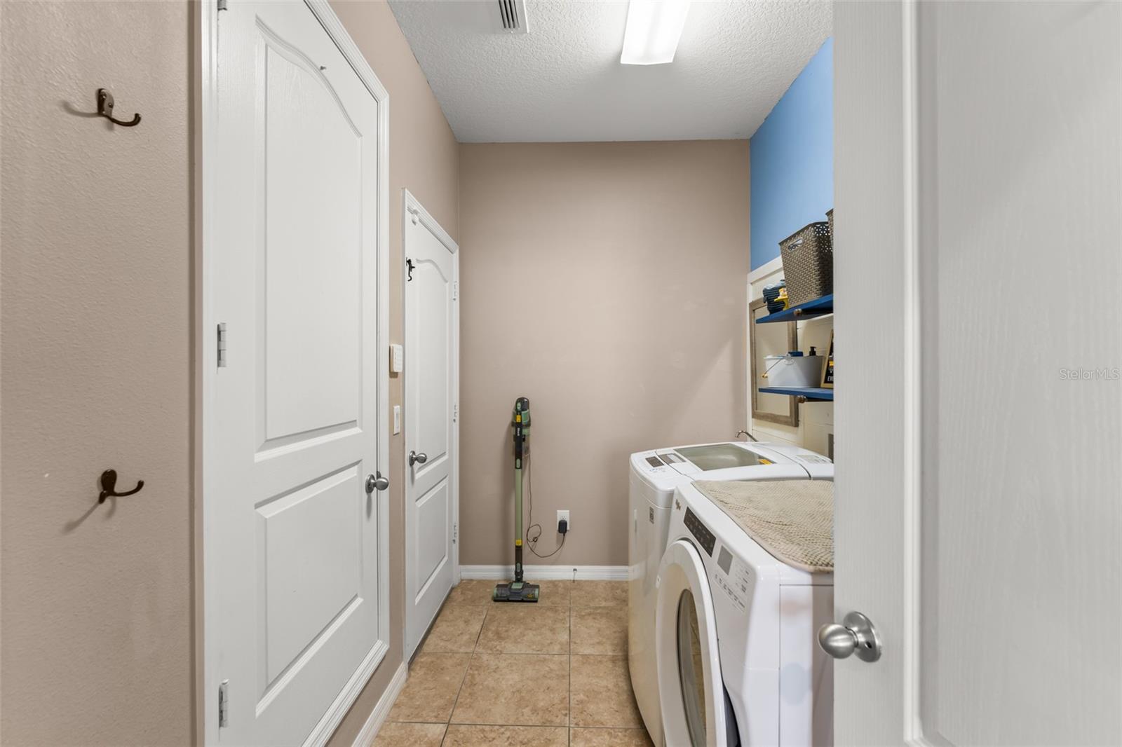 1444 Pine Marsh Loop Property Photo 35