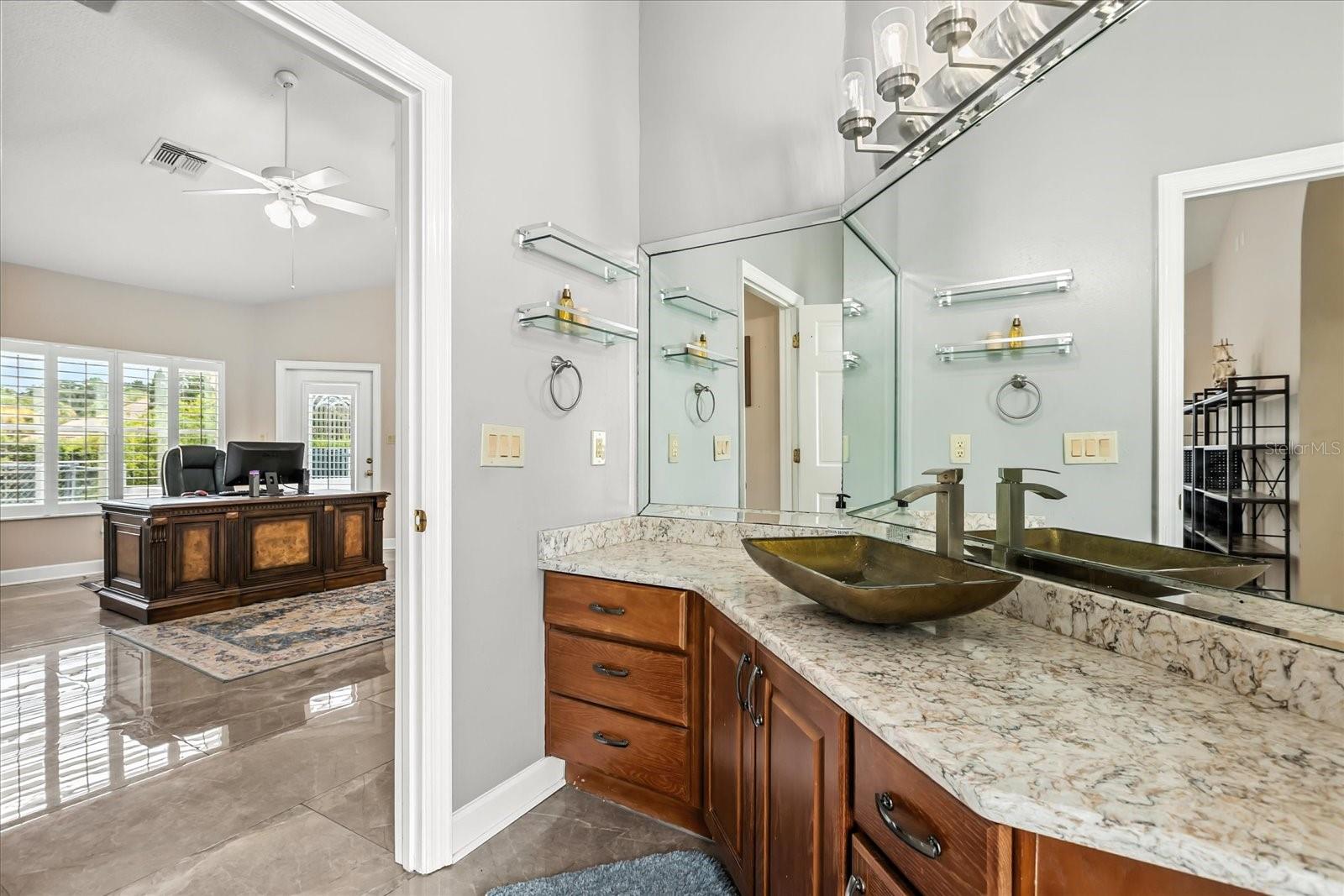 1036 Golf Valley Dr Property Photo 13