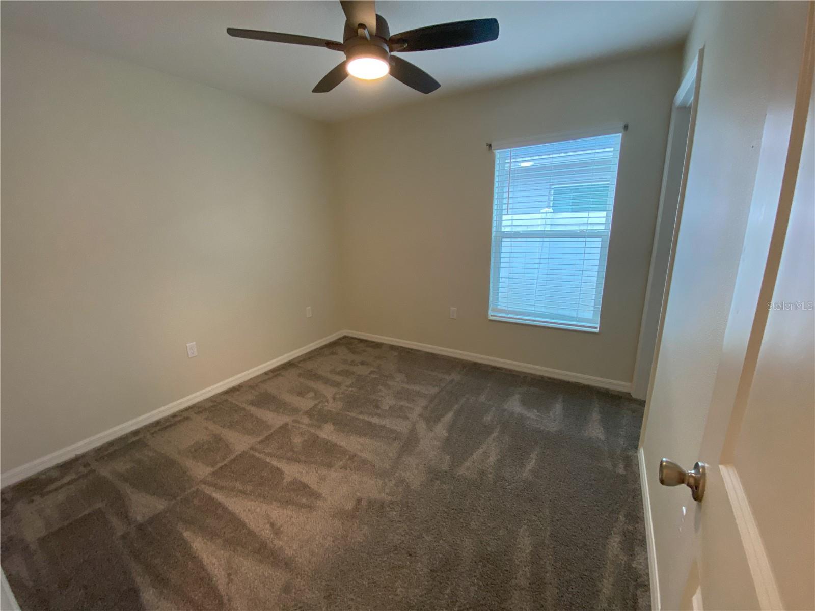 4637 Glencrest Loop Property Photo 8