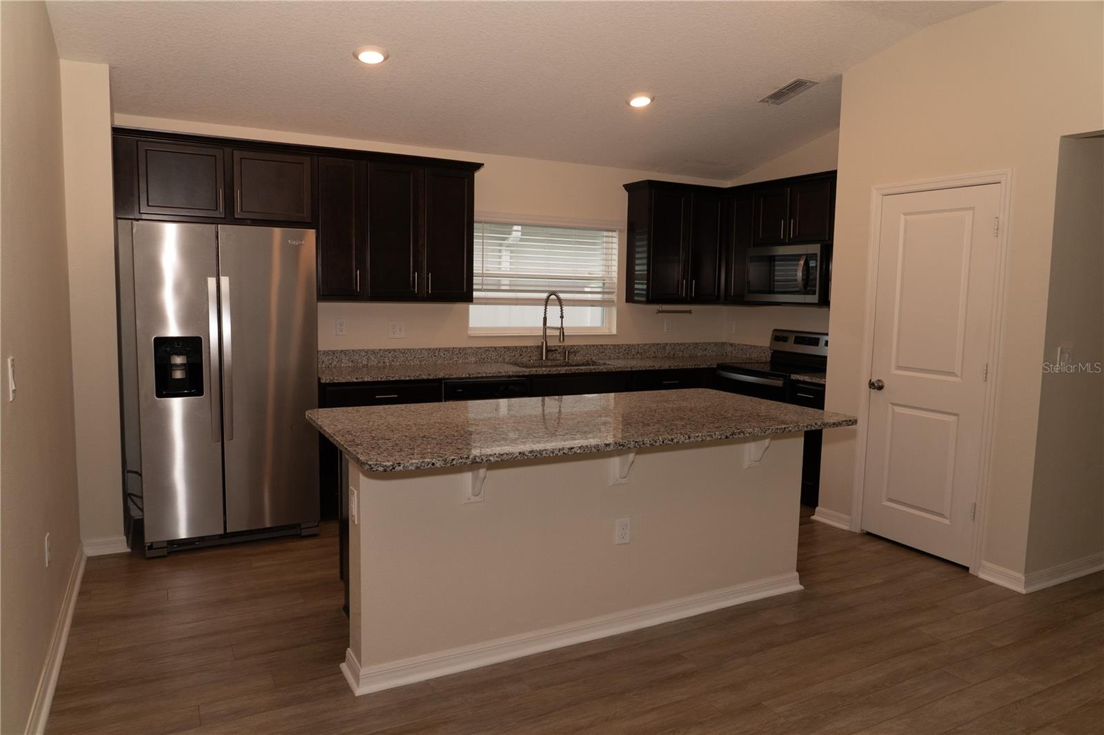 4637 Glencrest Loop Property Photo 18