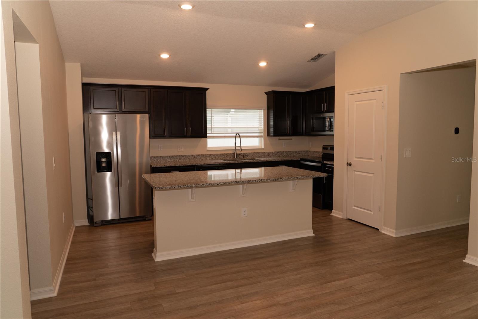 4637 Glencrest Loop Property Photo 19
