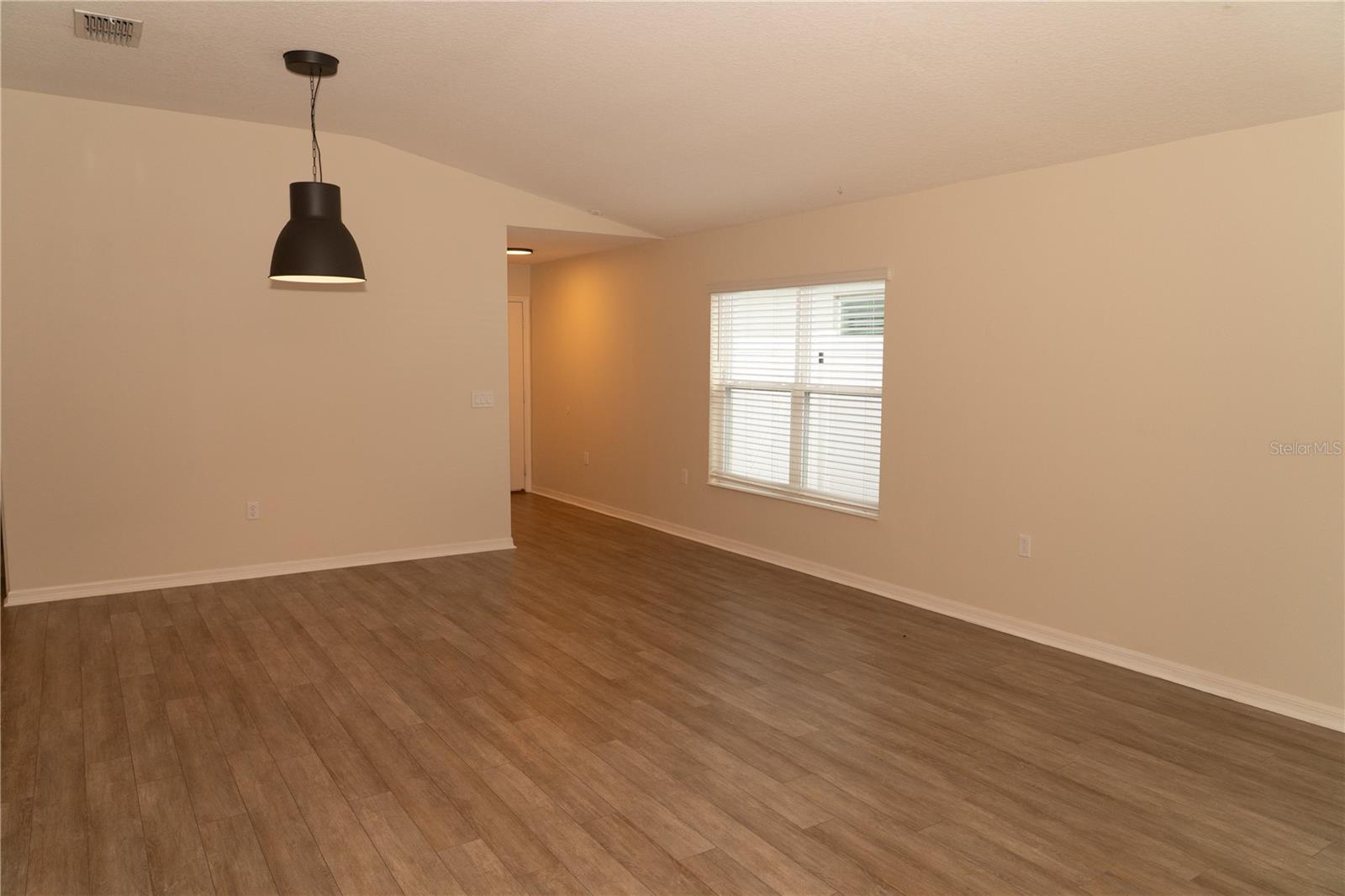 4637 Glencrest Loop Property Photo 20