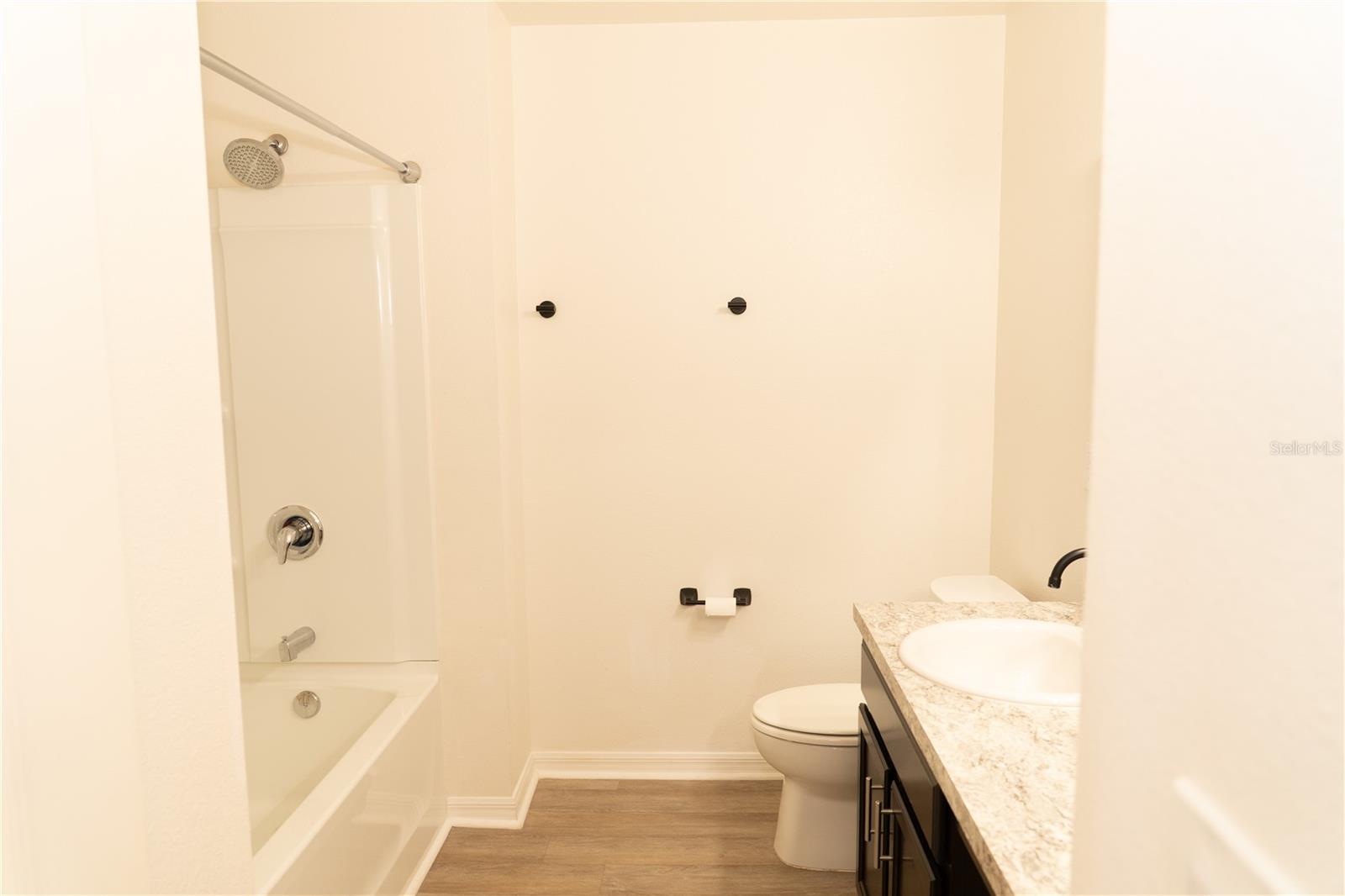 4637 Glencrest Loop Property Photo 29