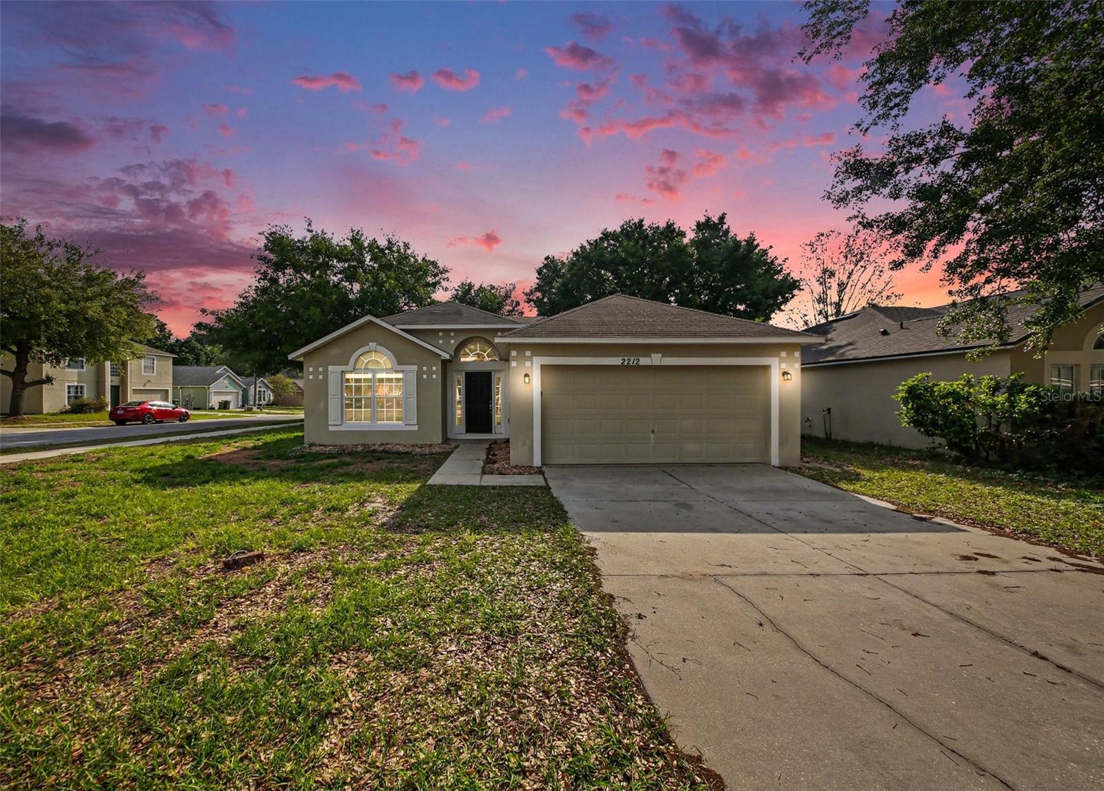 2212 Nicollett Way Property Photo 1