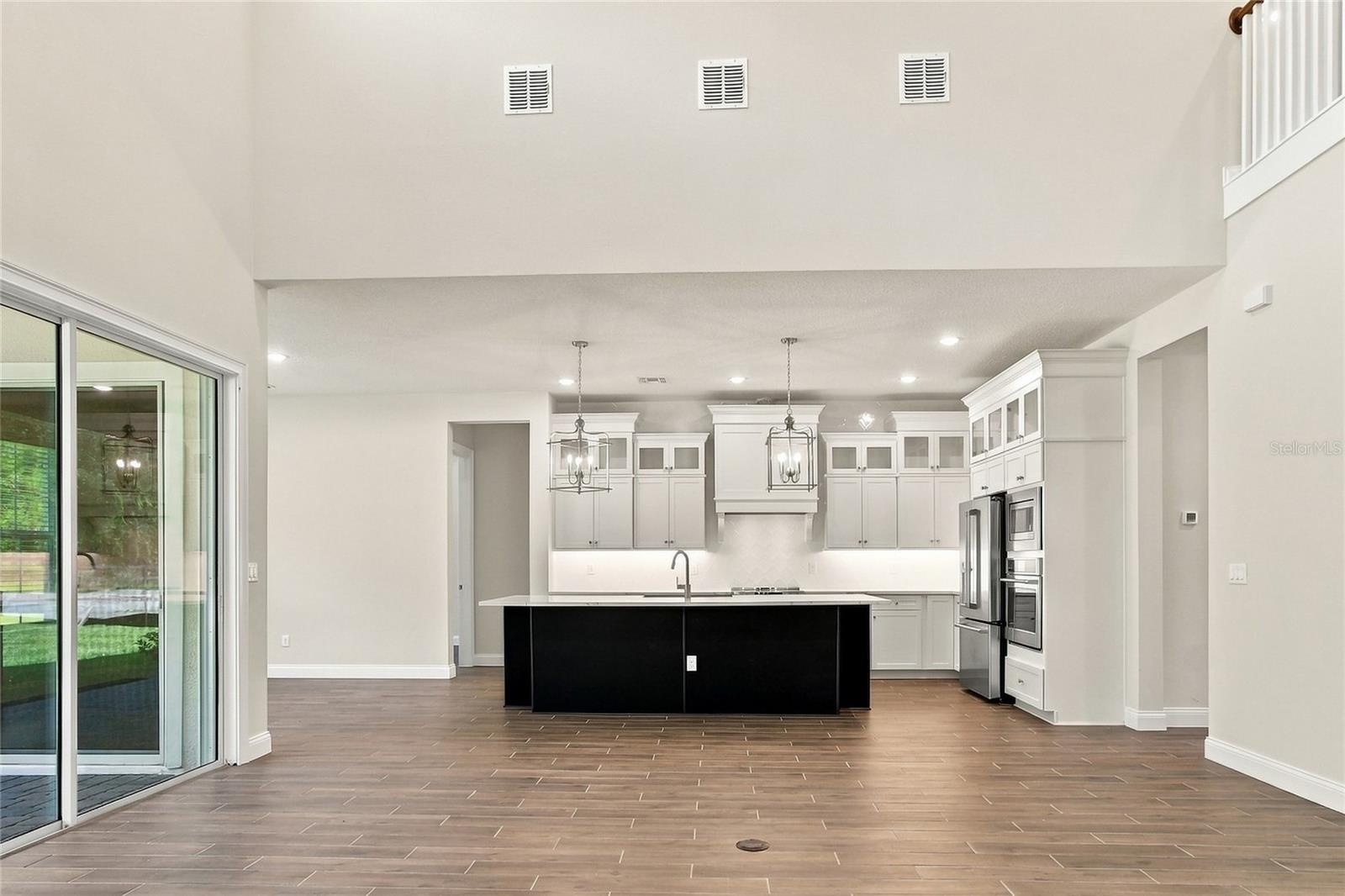 424 Marina Louis Pt Property Photo 5