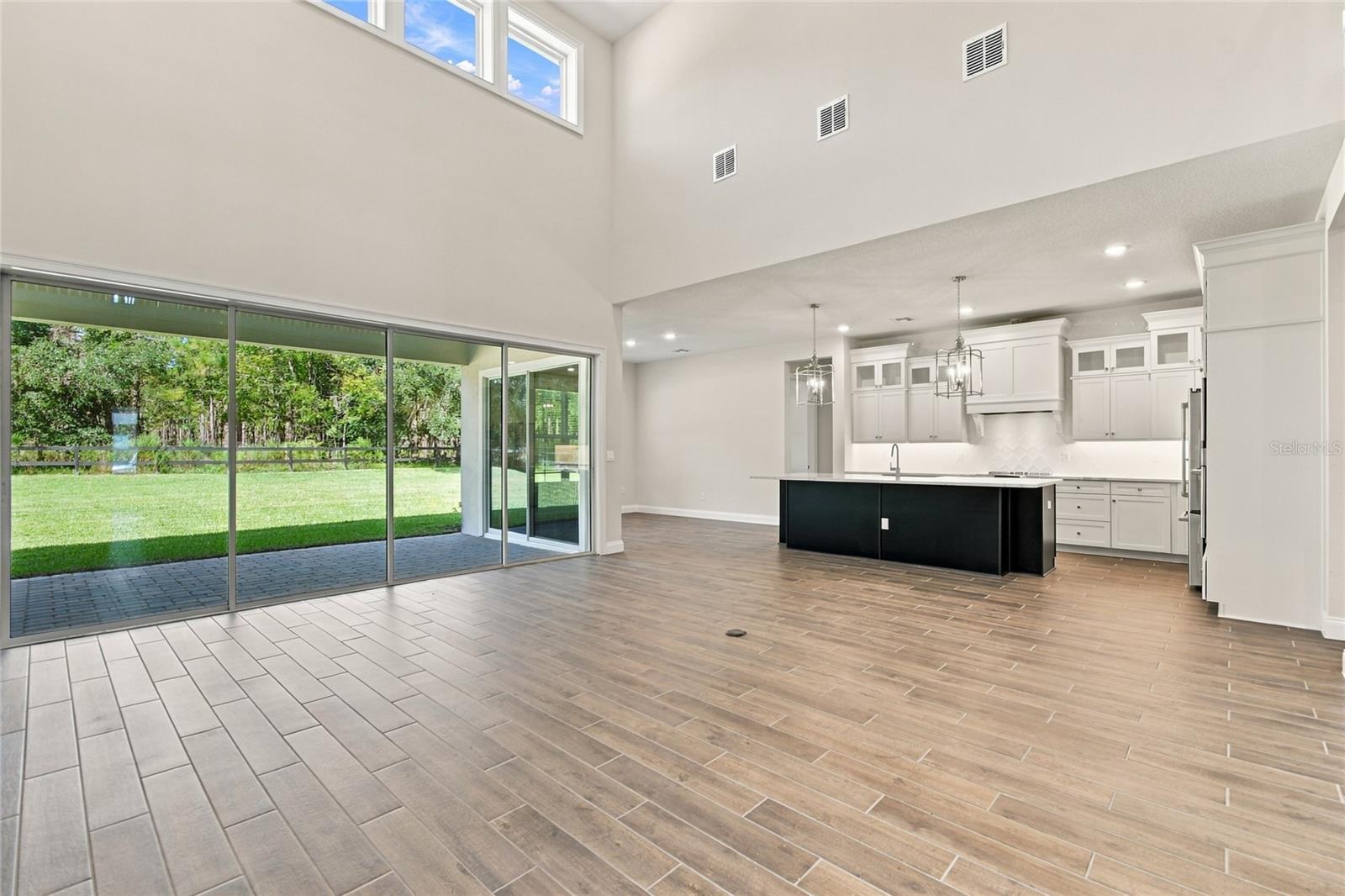 424 Marina Louis Pt Property Photo 6
